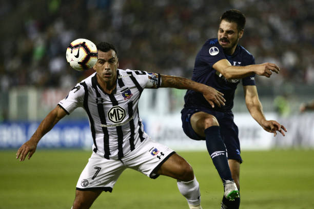 海港队凭借 海港队凭借