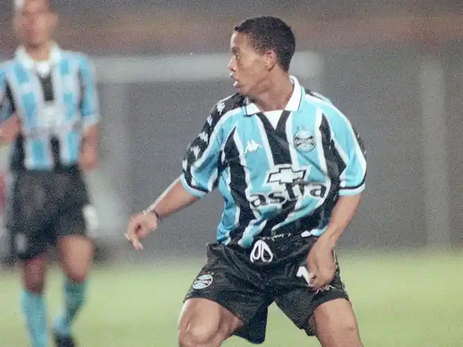 的历史对抗 的历史对抗